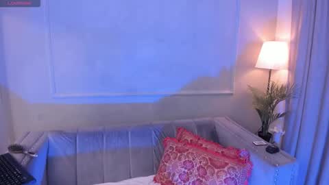 Snapshot of mayevanss chatting on 18, 10, 2025 mayevanss online show from 18, 10, 2025