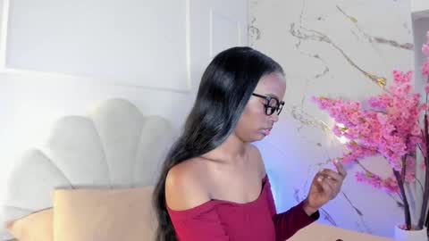 Snapshot of mayevanss chatting on 15, 11, 2025 mayevanss online show from 15, 11, 2025