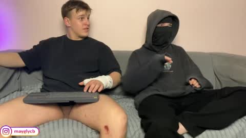 Snapshot of maygly chatting on 8, 5, 2026 Slava and Alextatto online show from 8, 5, 2026