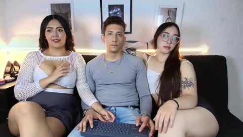 Maykol victoria1624 online show from 7, 6, 2026