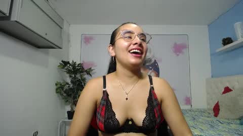 Maylin  online show from 8, 4, 2026