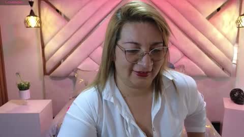 Snapshot of maylinleee chatting on 31, 1, 2025 Mailyn online show from 31, 1, 2025