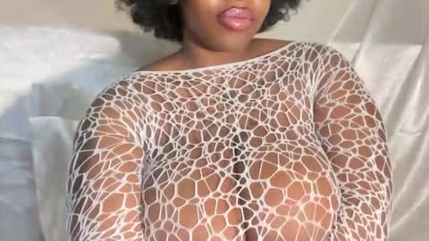 mayluvsu online show from 17, 2, 2026