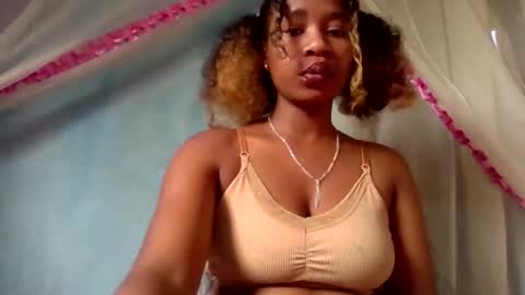 mayrah online show from 20, 4, 2026