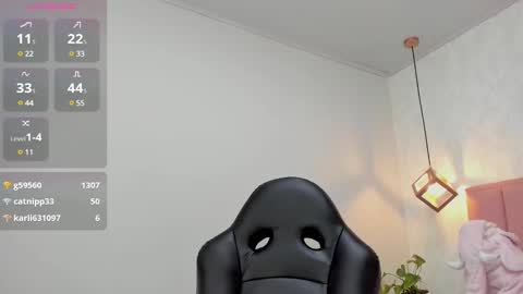 Snapshot of mayroberts chatting on 11, 1, 2025 MAY online show from 11, 1, 2025