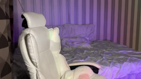 Snapshot of mayvi_cold chatting on 12, 10, 2025 mayvi_cold online show from 12, 10, 2025