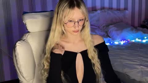 mayvi_cold online show from 23, 2, 2026