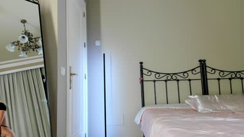 Maze online show from 5, 2, 2025