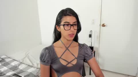 mazikeen_18 online show from 19, 6, 2026