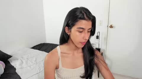 mazikeen_18 online show from 15, 7, 2026