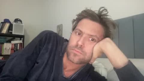 Snapshot of mbnc chatting on 23, 12, 2024 lol online show from 23, 12, 2024