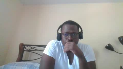 Snapshot of mbsupreme chatting on 12, 7, 2026 Mark online show from 12, 7, 2026