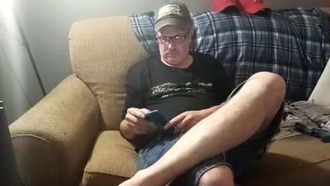 mcfly1973 online show from 4, 1, 2025