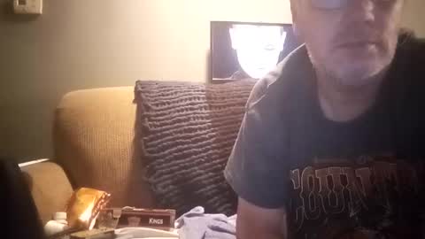 mcfly1973 online show from 10, 3, 2025