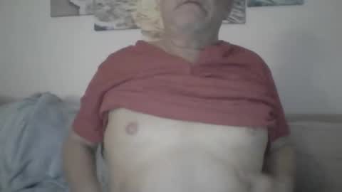 Snapshot of mcft61 chatting on 27, 11, 2025 mcft61 online show from 27, 11, 2025