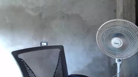 Mcgregor online show from 15, 11, 2025