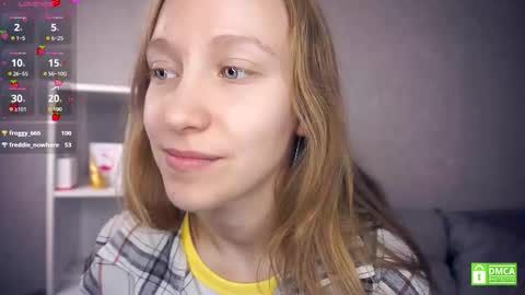 Snapshot of mckenziedyen chatting on 25, 11, 2025 Mary online show from 25, 11, 2025