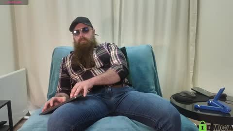 Snapshot of meaty_roll chatting on 10, 1, 2025 Meaty Roll online show from 10, 1, 2025