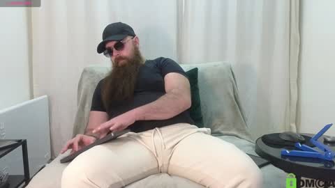 Snapshot of meaty_roll chatting on 6, 2, 2025 Meaty Roll online show from 6, 2, 2025