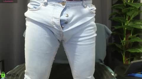 Snapshot of meaty_roll chatting on 27, 11, 2025 Meaty Roll online show from 27, 11, 2025