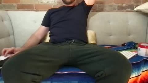 Snapshot of mecc2c chatting on 25, 12, 2024 mecc2c online show from 25, 12, 2024