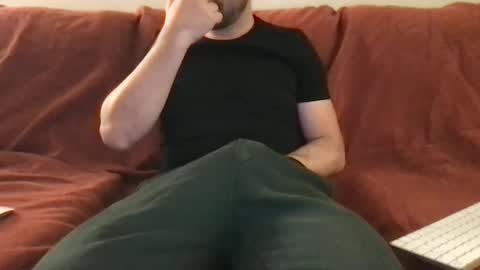 Snapshot of mecc2c chatting on 28, 1, 2025 mecc2c online show from 28, 1, 2025