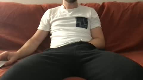 Snapshot of mecc2c chatting on 9, 2, 2025 mecc2c online show from 9, 2, 2025