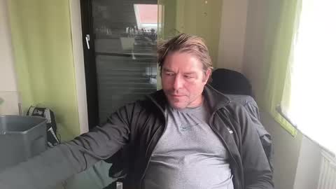 Snapshot of medeinoe chatting on 30, 1, 2025 medeinoe online show from 30, 1, 2025