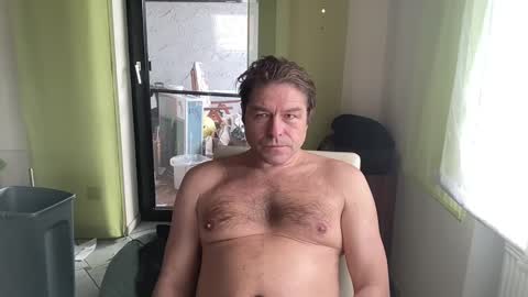 Snapshot of medeinoe chatting on 31, 1, 2025 medeinoe online show from 31, 1, 2025