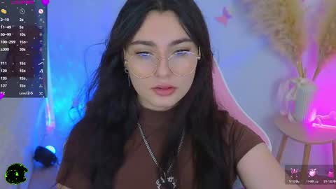 Snapshot of medina_andress chatting on 27, 6, 2026 Dina online show from 27, 6, 2026