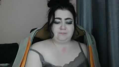 Snapshot of medjik_lool chatting on 19, 12, 2024 Oltereodora-lima online show from 19, 12, 2024