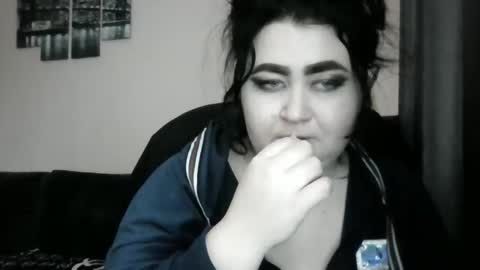 Snapshot of medjik_lool chatting on 21, 1, 2025 Oltereodora-lima online show from 21, 1, 2025