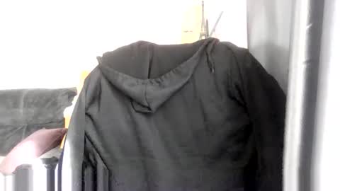 Snapshot of medjik_lool chatting on 9, 10, 2025 Oltereodora-lima online show from 9, 10, 2025