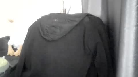 Snapshot of medjik_lool chatting on 24, 10, 2025 Oltereodora-lima online show from 24, 10, 2025