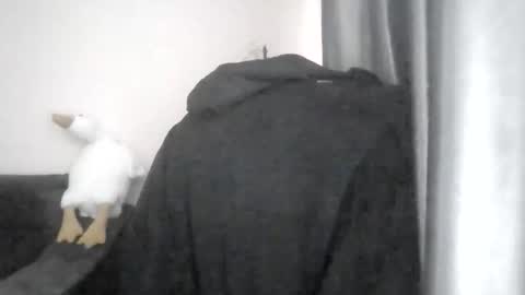 Snapshot of medjik_lool chatting on 28, 10, 2025 Oltereodora-lima online show from 28, 10, 2025