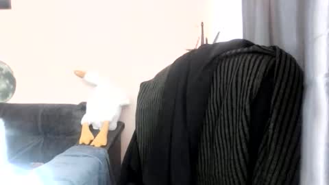 Snapshot of medjik_lool chatting on 29, 10, 2025 Oltereodora-lima online show from 29, 10, 2025