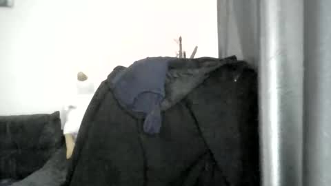 Snapshot of medjik_lool chatting on 7, 11, 2025 Oltereodora-lima online show from 7, 11, 2025