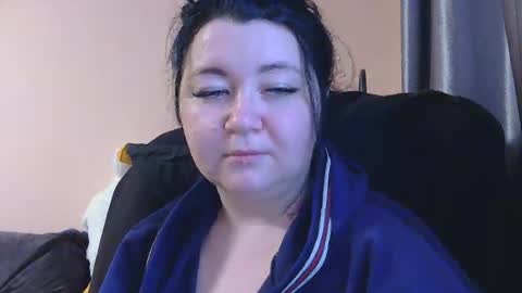 Snapshot of medjik_lool chatting on 28, 11, 2025 Oltereodora-lima online show from 28, 11, 2025