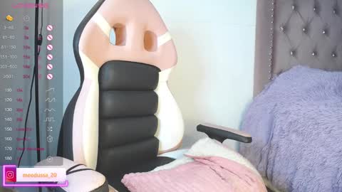 Snapshot of medusa_20 chatting on 27, 2, 2025 Johana online show from 27, 2, 2025