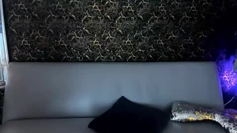 Medusa Ts online show from 31, 10, 2025