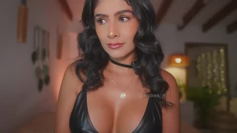 Andrea  online show from 1, 10, 2025