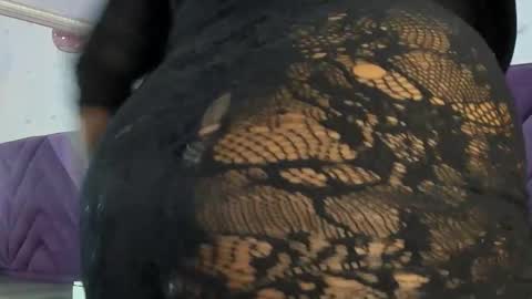 Snapshot of meeganfoox chatting on 13, 1, 2026 meeganfoox online show from 13, 1, 2026