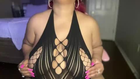 Snapshot of meetsouthernpeach chatting on 5, 1, 2025 Southern Peach online show from 5, 1, 2025