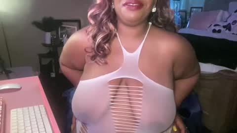 Snapshot of meetsouthernpeach chatting on 9, 9, 2025 Southern Peach online show from 9, 9, 2025