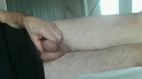 meforu21 online show from 24, 2, 2025