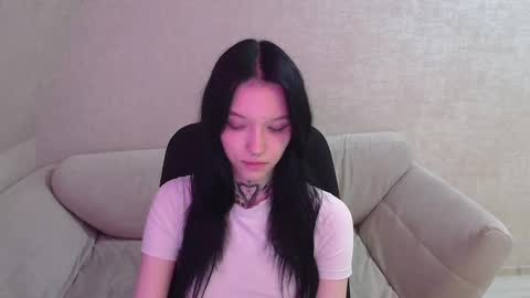 Snapshot of mefwhore chatting on 24, 2, 2025 mefwhOre online show from 24, 2, 2025