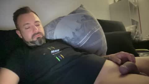 mega1185264 online show from 18, 4, 2026