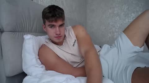 Max online show from 13, 10, 2025