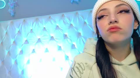 Snapshot of megan__cole1 chatting on 7, 11, 2025 Megan online show from 7, 11, 2025