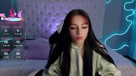 Snapshot of megan__cole1 chatting on 27, 11, 2025 Megan online show from 27, 11, 2025